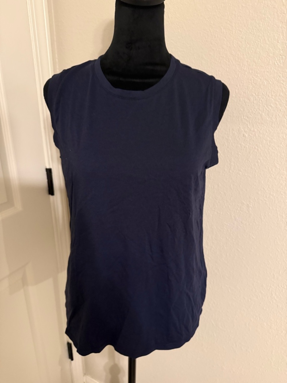 Quince Navy Sleeveless Crewneck Tank Top